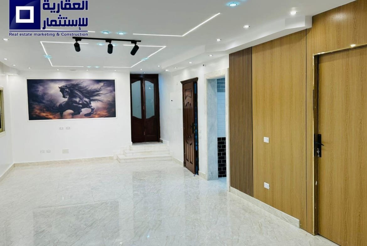 شقة بحري للبيع في الحي الثالث أكتوبر