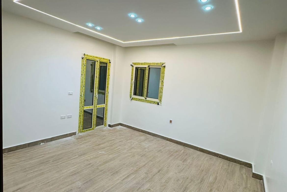 شقة 220 متر للبيع بالقرب من جامعة 6 أكتوبر