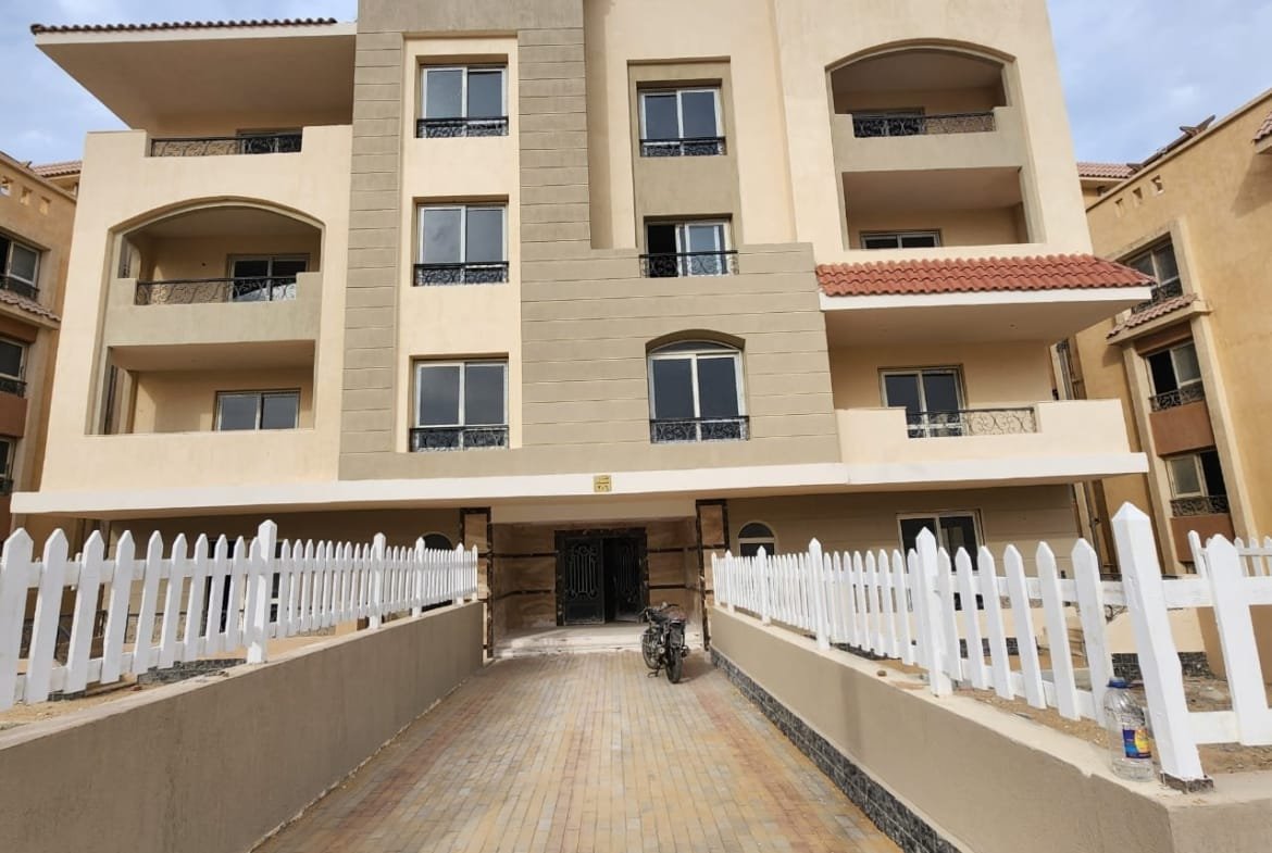 عمارة للبيع في كمبوند الخمائل 6 أكتوبر