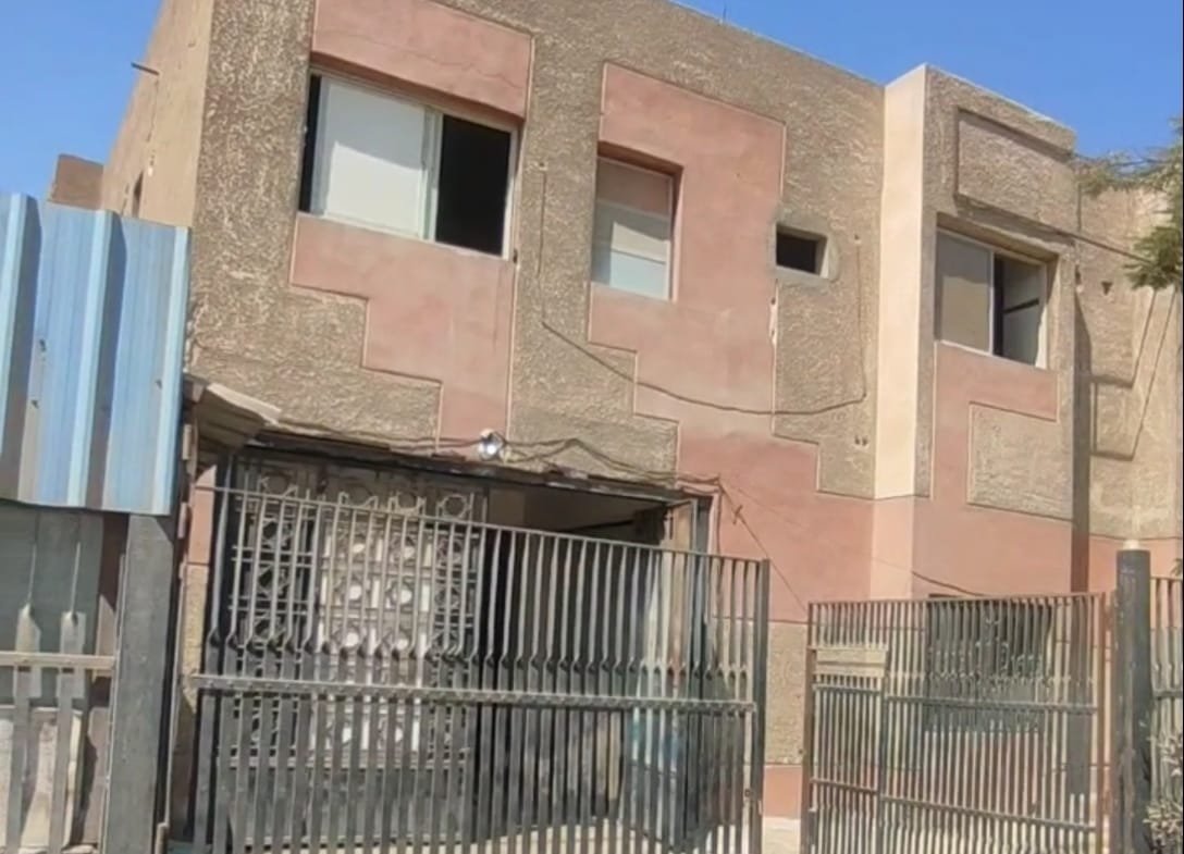 مصنع للبيع في المنطقة الصناعية أكتوبر