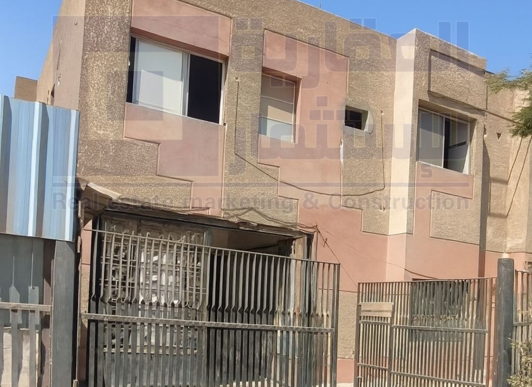 مصنع للبيع في المنطقة الصناعية أكتوبر