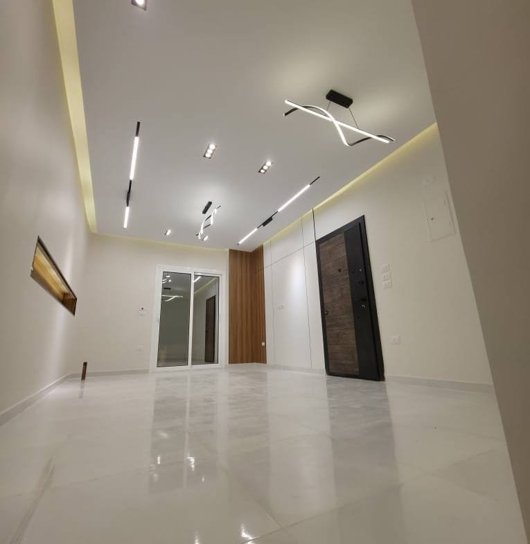 شقة للبيع الحي الرابع أكتوبر