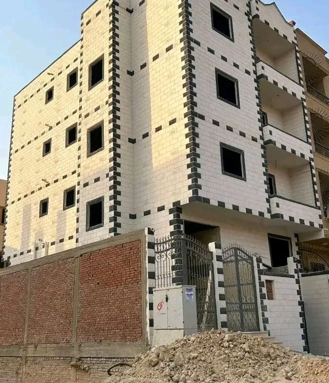 عمارة 209 متر