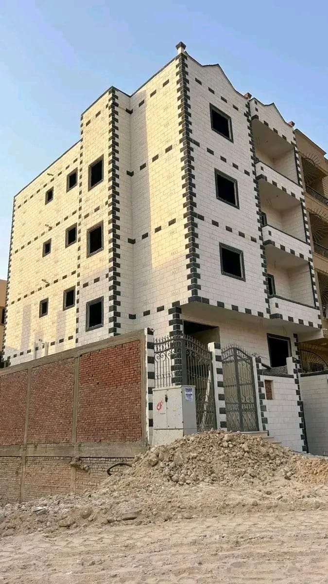 عمارة 209 متر