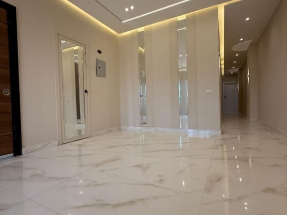 شقة للبيع الحي الخامس 6 أكتوبر