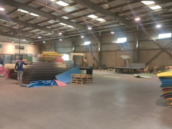 مصنع كيماويات للبيع