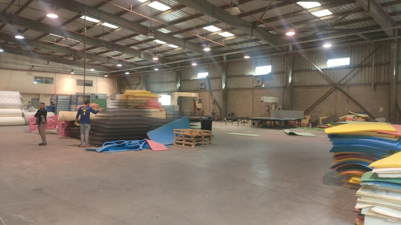 مصنع كيماويات للبيع