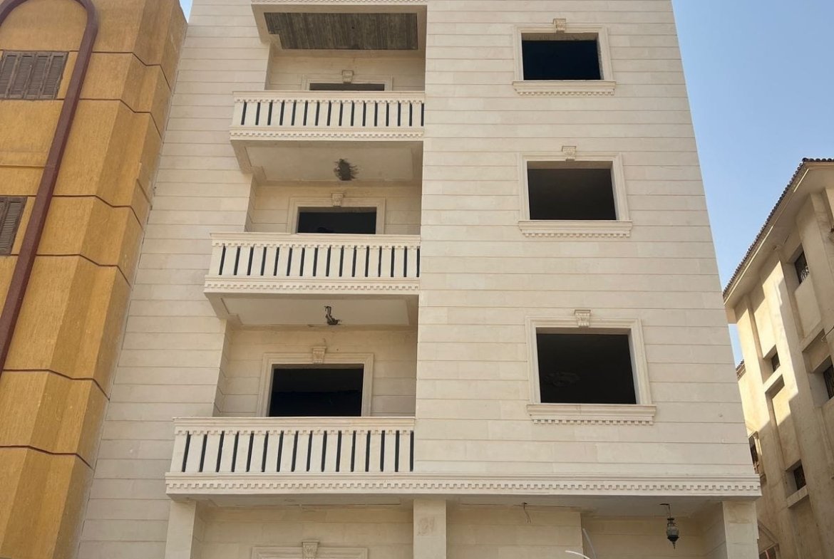 شقق متشطبة للبيع أكتوبر