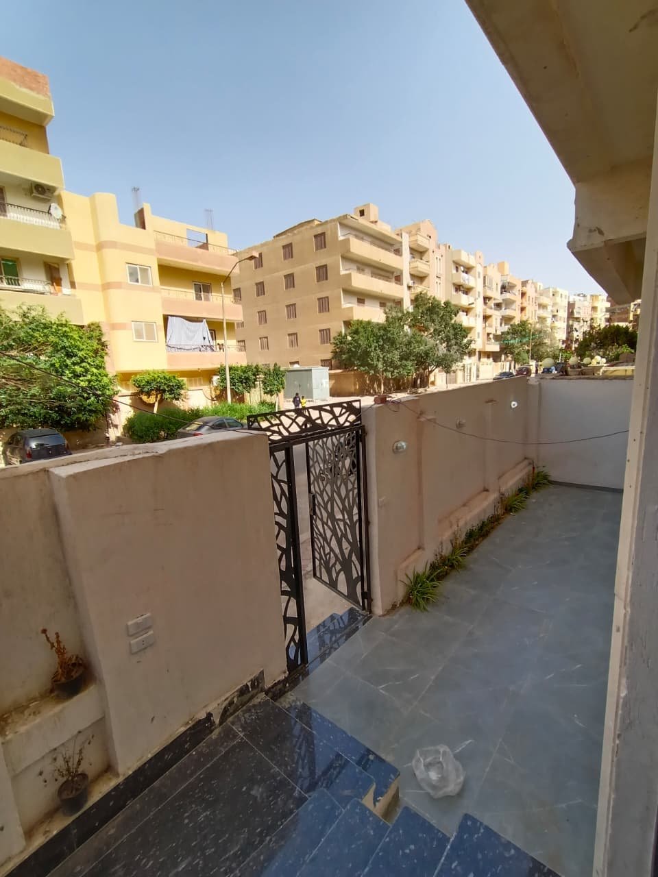 شقة ارضي بحديقة للبيع اكتوبر شقة ارضي بحديقة للبيع اكتوبر