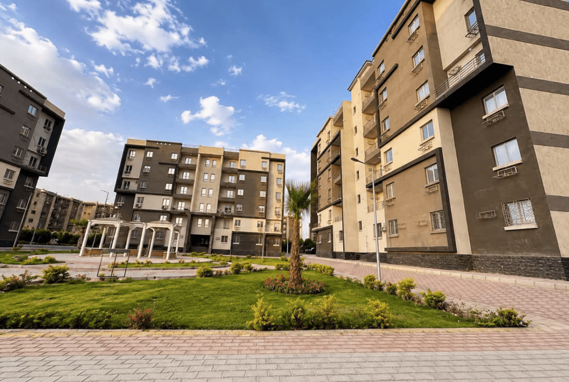شقة أمام جامعة MSA