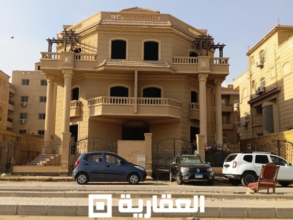 فيلا للبيع في غرب سوميد 6 أكتوبر